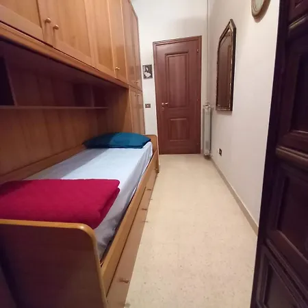 Spacious In Centre *